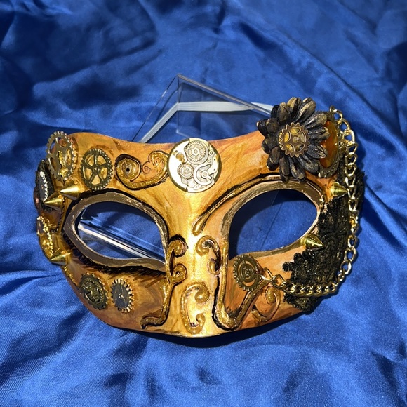 Steampunk Mask - Picture 11 of 11